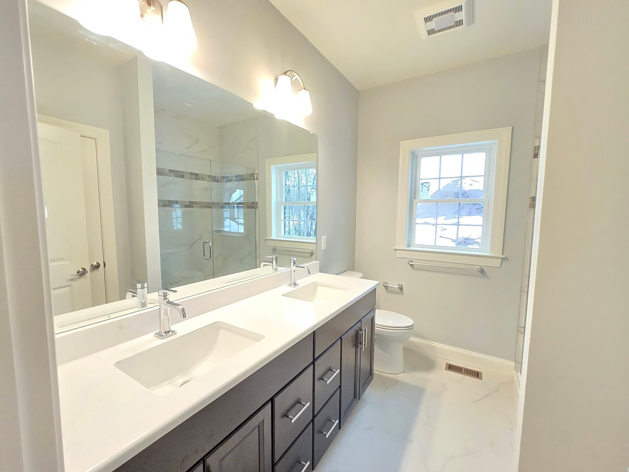Single Family Residence at 39 Liberty Lane, Enfield CT 06082, photo 18 of 26