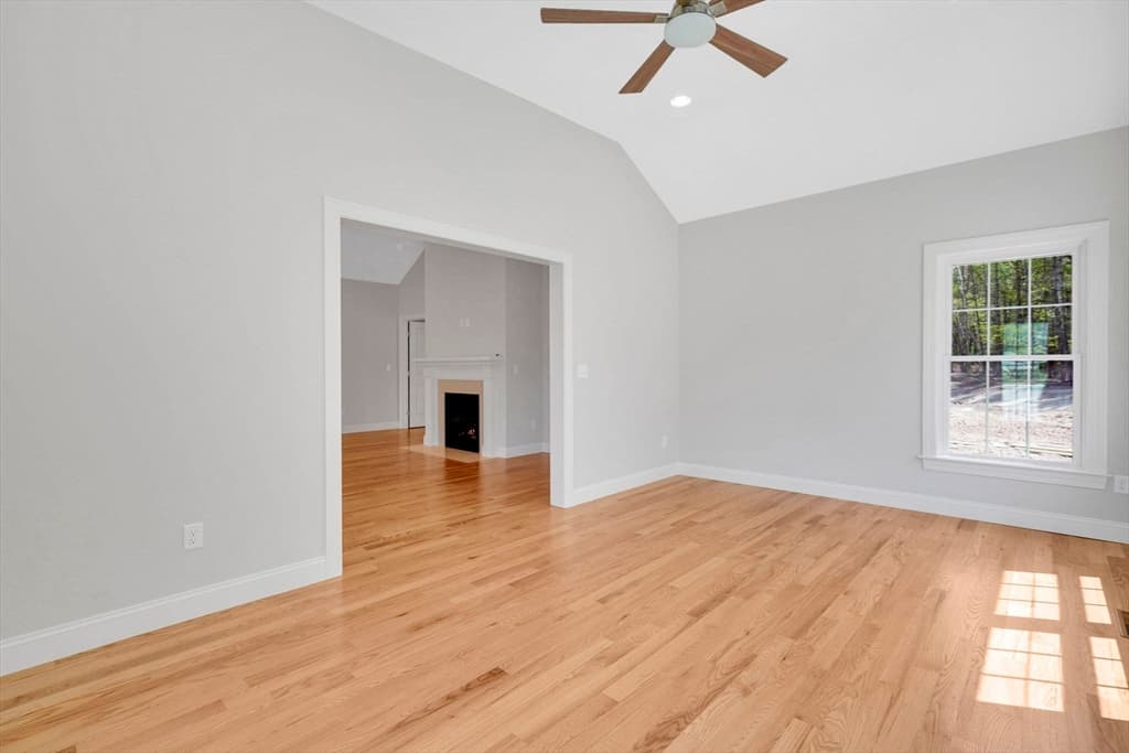 35 Liberty Lane, Enfield CT 06082 photo 12