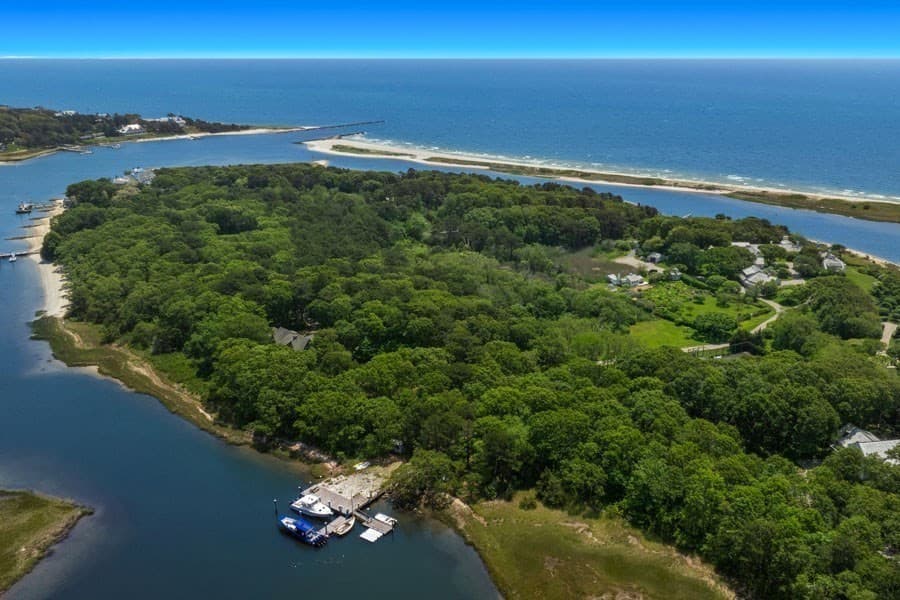 14 Indian Trail, Barnstable MA 02655