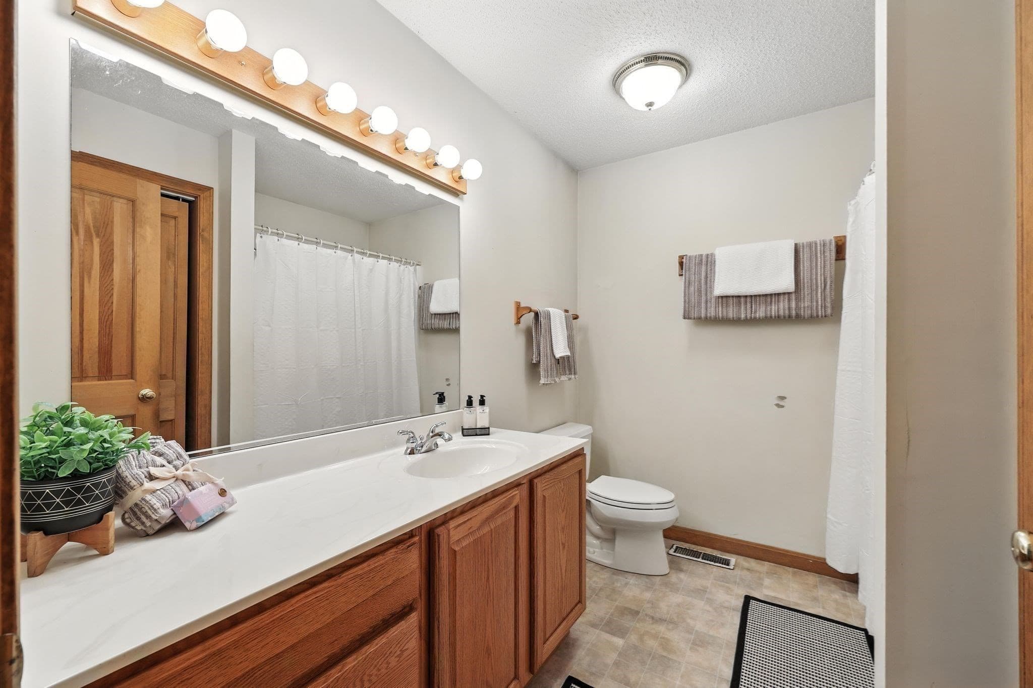 Single Family Residence at 285 Lower Hampden Rd, Monson MA 01057, Monson, photo 26 of 40