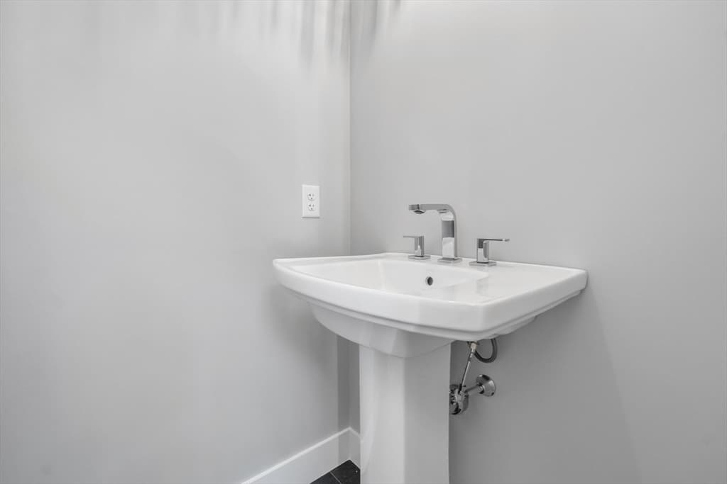 Single Family Residence at 128 Old Southbridge Rd, Dudley MA 01571, Dudley, photo 24 of 41