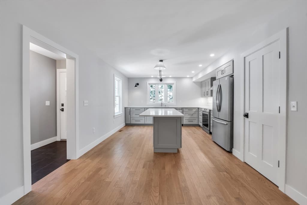 Single Family Residence at 128 Old Southbridge Rd, Dudley MA 01571, Dudley, photo 11 of 41