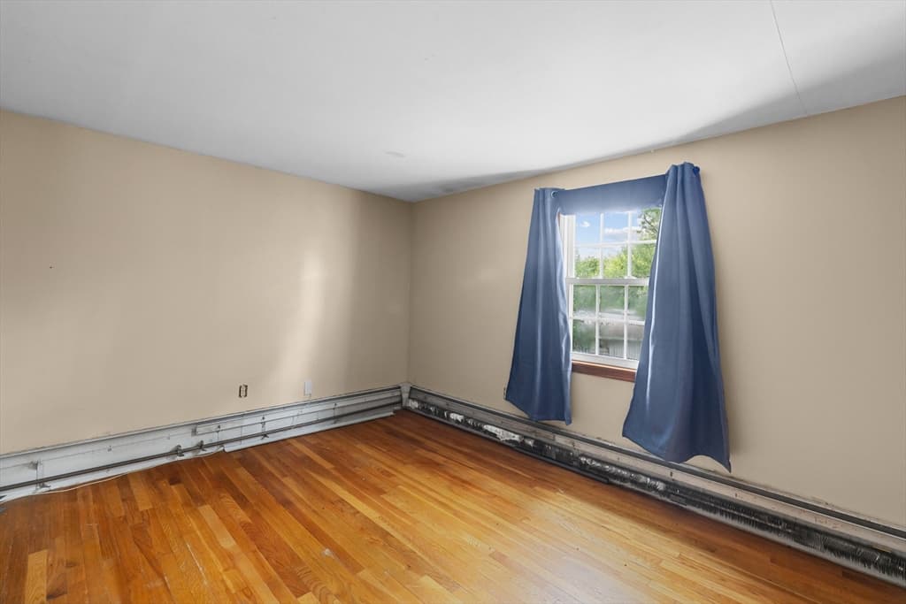 Single Family Residence at 8 North St, Bridgewater MA 02324, Bridgewater, photo 21 of 40