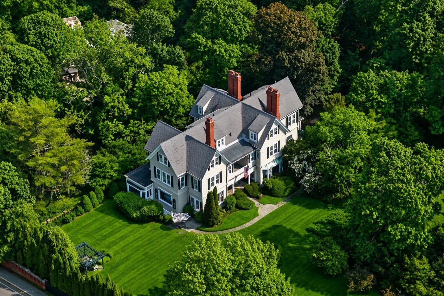 51 Cliff Street, Nahant MA 01908
