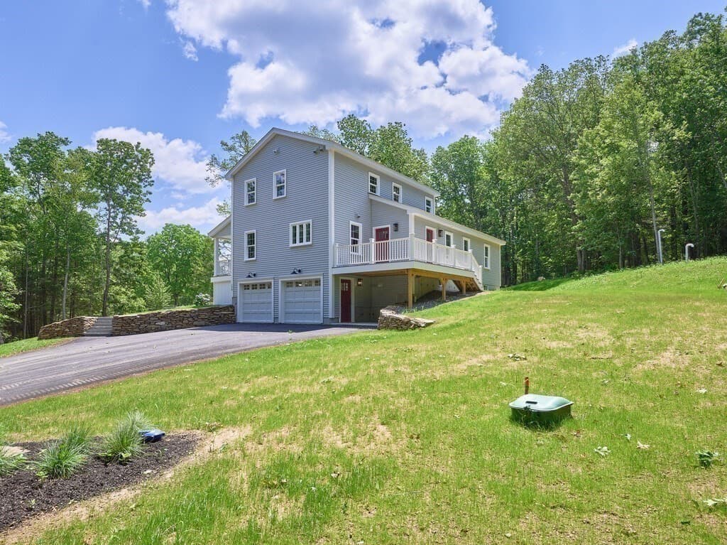Single Family Residence at 126 Old Southbridge Rd, Dudley MA 01571, Dudley, photo 9 of 42