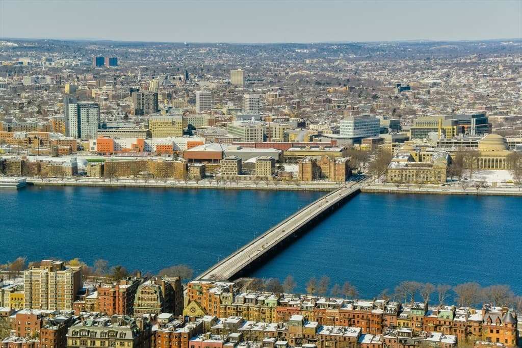Condominium at 1 Dalton Street # 5102, Boston MA 02115, photo 8 of 27
