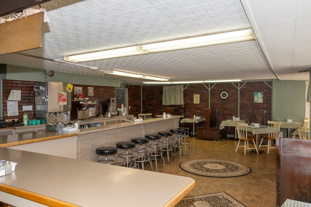 4 Family - 4 Units Up/Down at 294 E Main St, East Brookfield MA 01515, photo 32 of 41