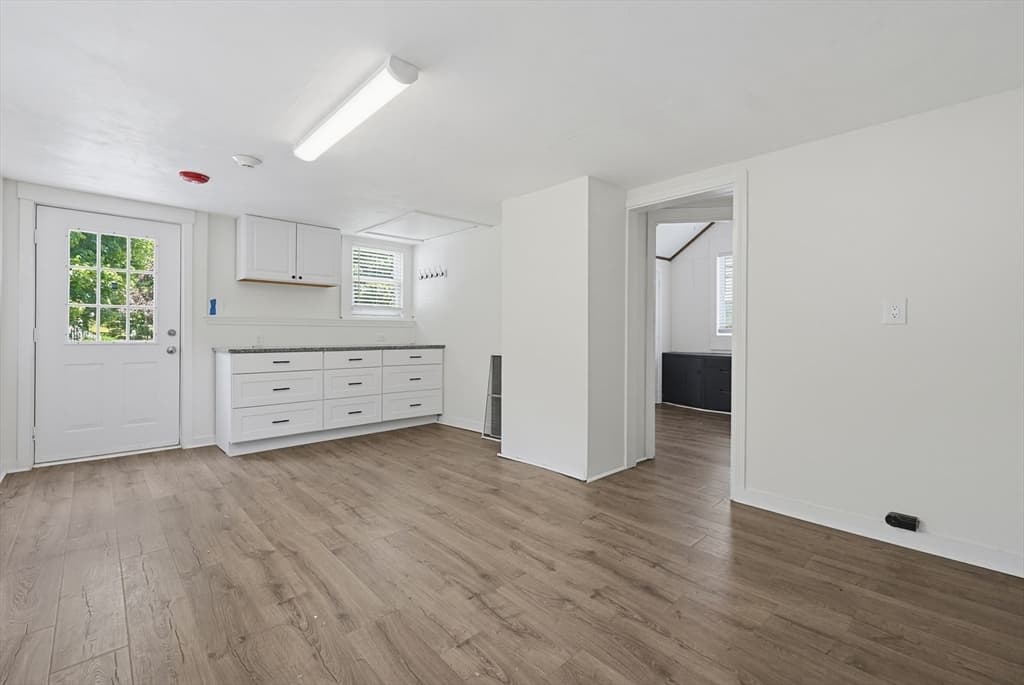 130 High St, Upton MA 01568 photo 9
