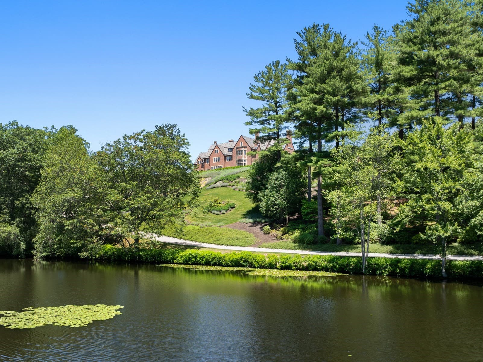 Single Family Residence at 4 Willow Road, Weston MA 02493, Weston, photo 2 of 42