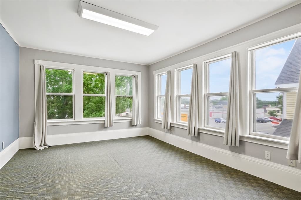 Commercial Sale at 182 State St, Newburyport MA 01950, photo 23 of 34