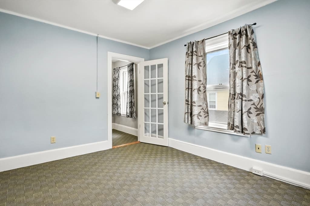 Commercial Sale at 182 State St, Newburyport MA 01950, photo 22 of 34