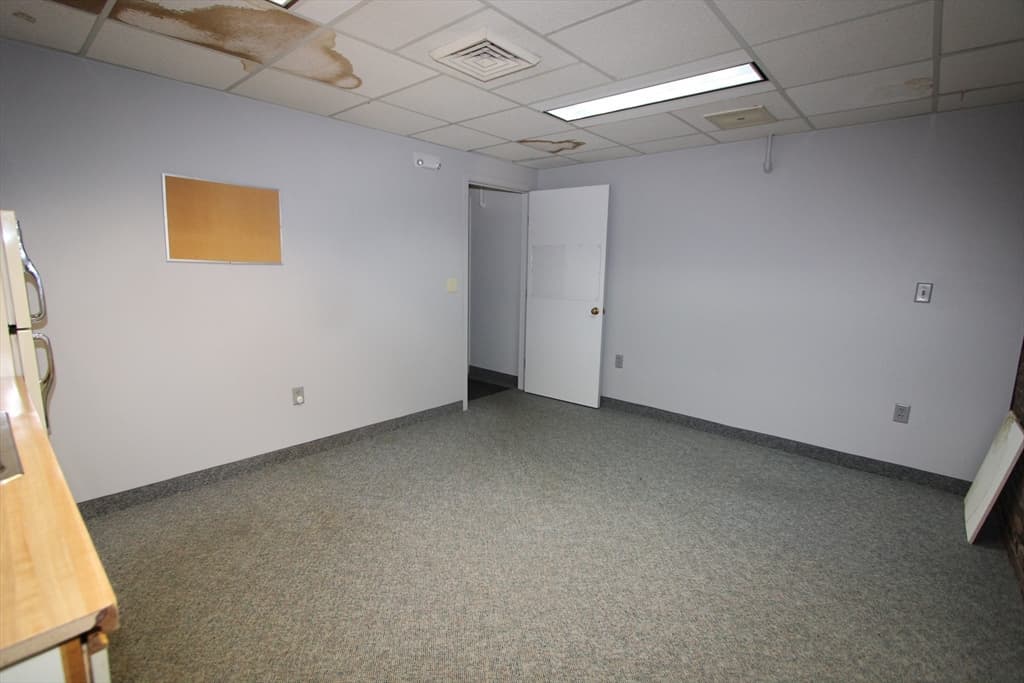 Commercial Sale at 7 Henry St, Worcester MA 01604, Worcester, photo 17 of 26