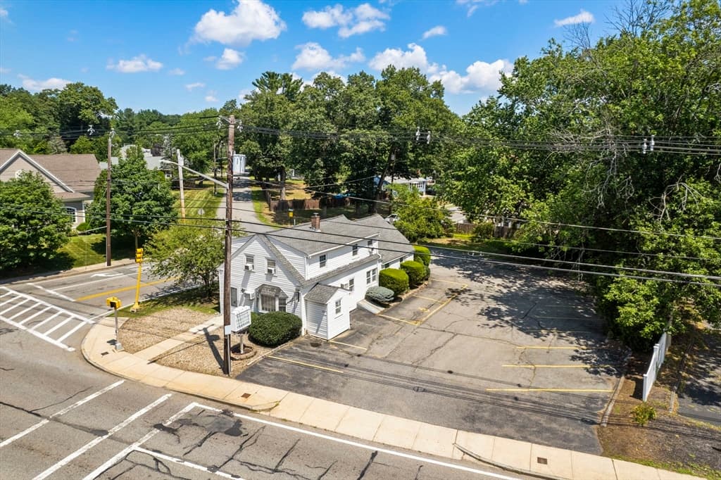 306 Main St, Wilmington MA 01887
