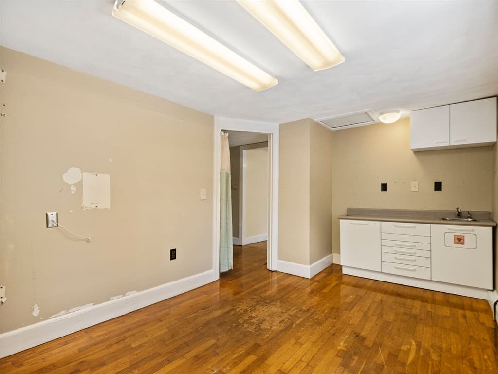 Commercial Sale at 306 Main St, Wilmington MA 01887, photo 34 of 42