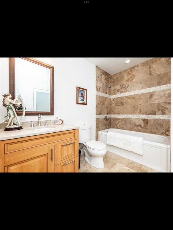 Condominium at 19 Worcester Sq # 1, Boston MA 02118, photo 16 of 35