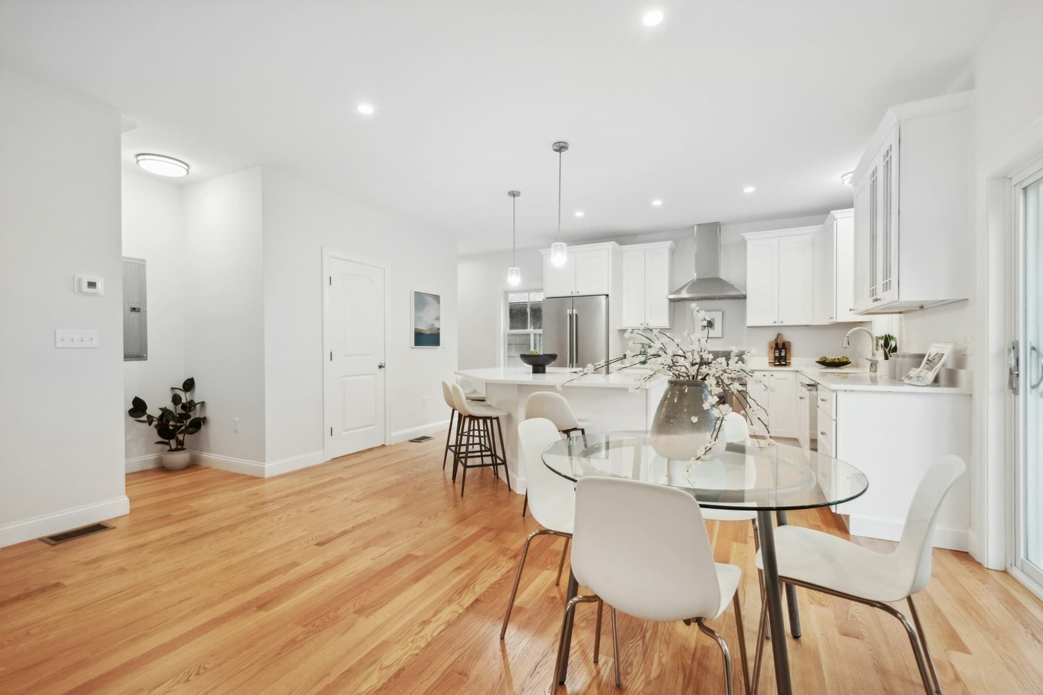 Condominium at 23 Loomis Street # 23, Cambridge MA 02138, Cambridge, photo 8 of 36