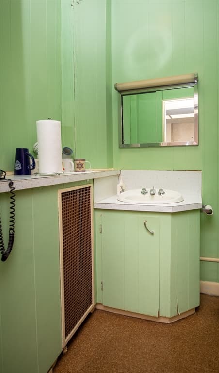 13 S 6th St, New Bedford MA 02740 photo 17