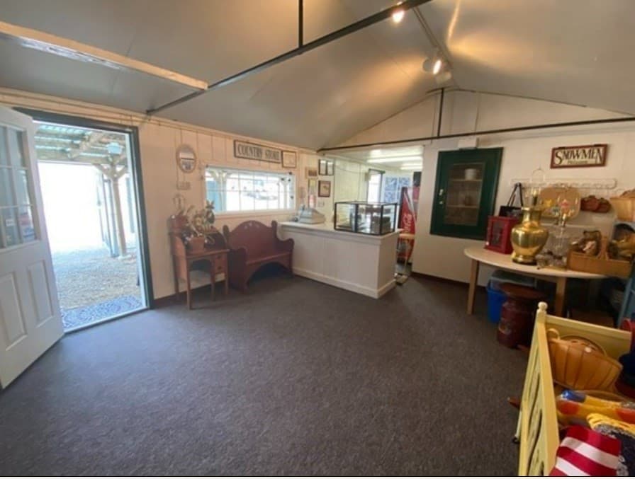 Commercial Sale at 125 E Main St, West Brookfield MA 01585, photo 4 of 8