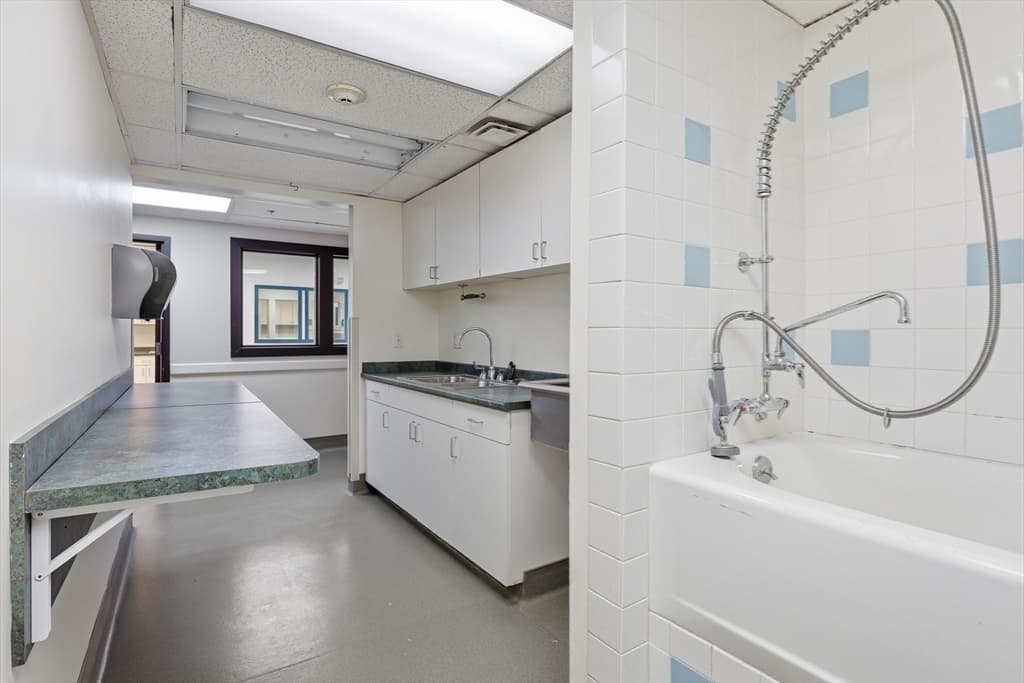 180 Bear Hill Road, Waltham MA 02451 photo 26