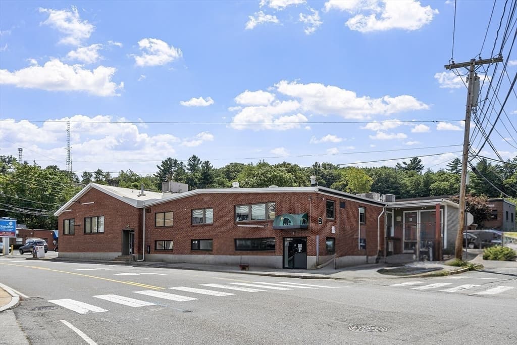 180 Bear Hill Road, Waltham MA 02451 photo 3