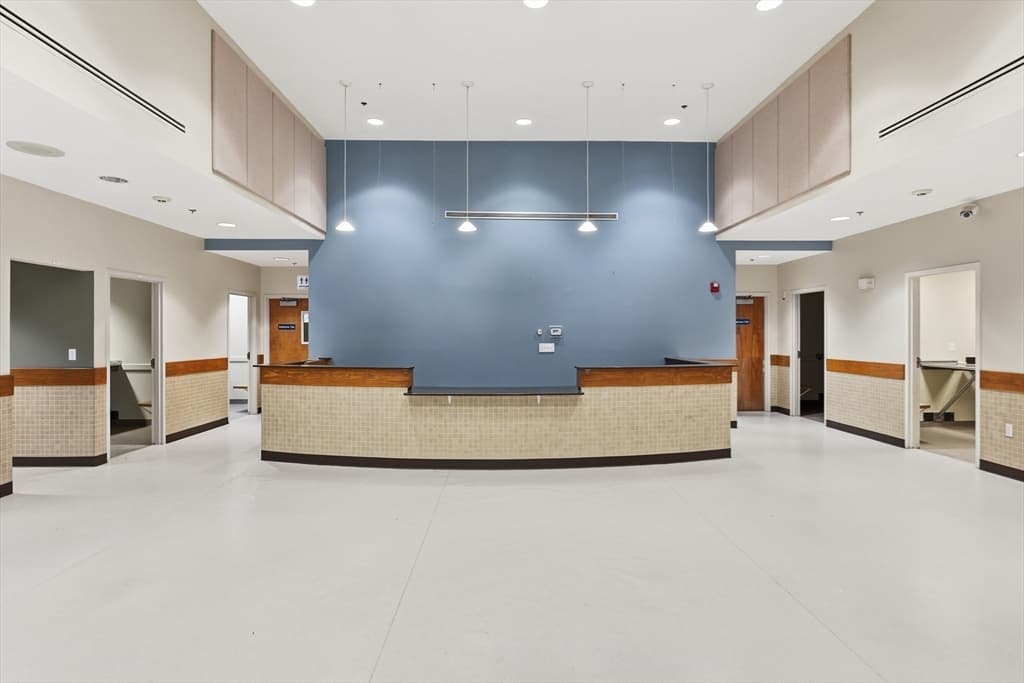 180 Bear Hill Road, Waltham MA 02451 photo 9