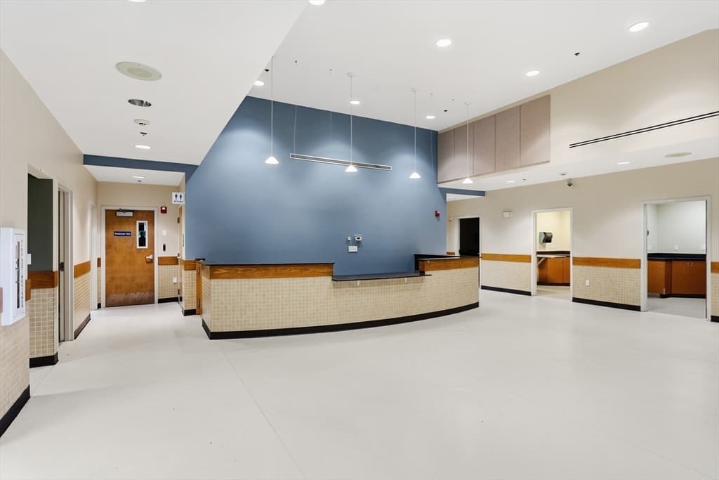 180 Bear Hill Road, Waltham MA 02451 photo 10