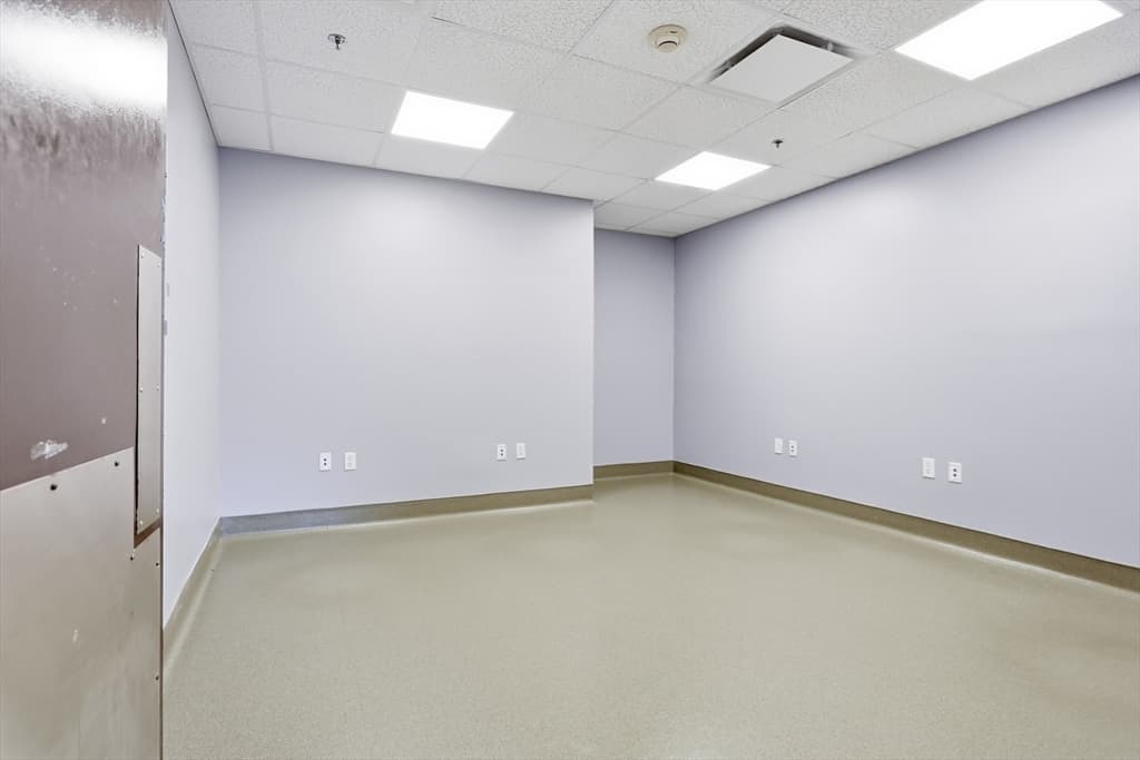 180 Bear Hill Road, Waltham MA 02451 photo 15