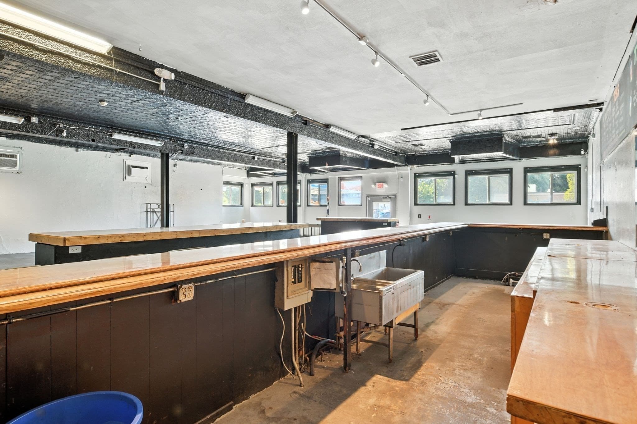 Commercial Sale at 285 Elm St, Westfield MA 01085, photo 10 of 24