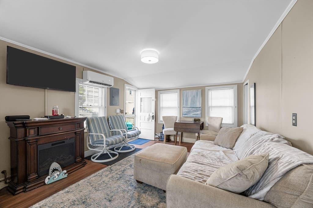Single Family Residence at 4 Spadoni Rd, Dennis MA 02638, photo 6 of 25