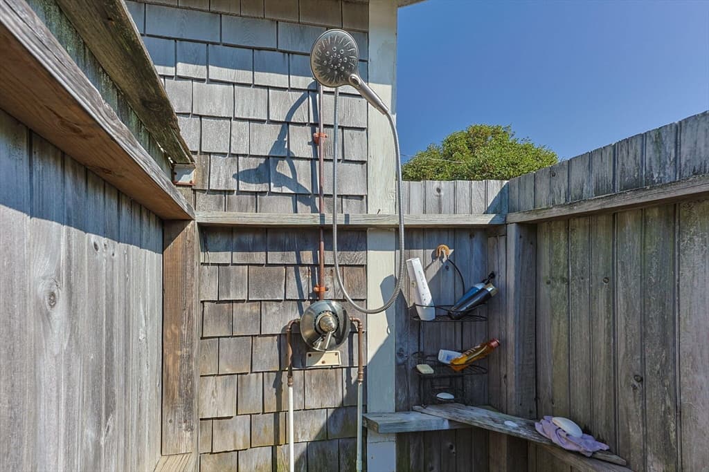 Single Family Residence at 4 Spadoni Rd, Dennis MA 02638, photo 14 of 25
