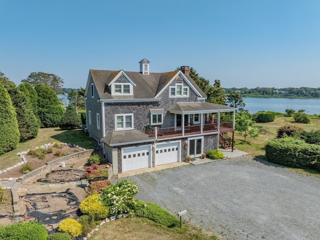 Single Family Residence at 99 Uncle Alberts Drive Ext, Chatham MA 02633, Chatham, photo 16 of 34