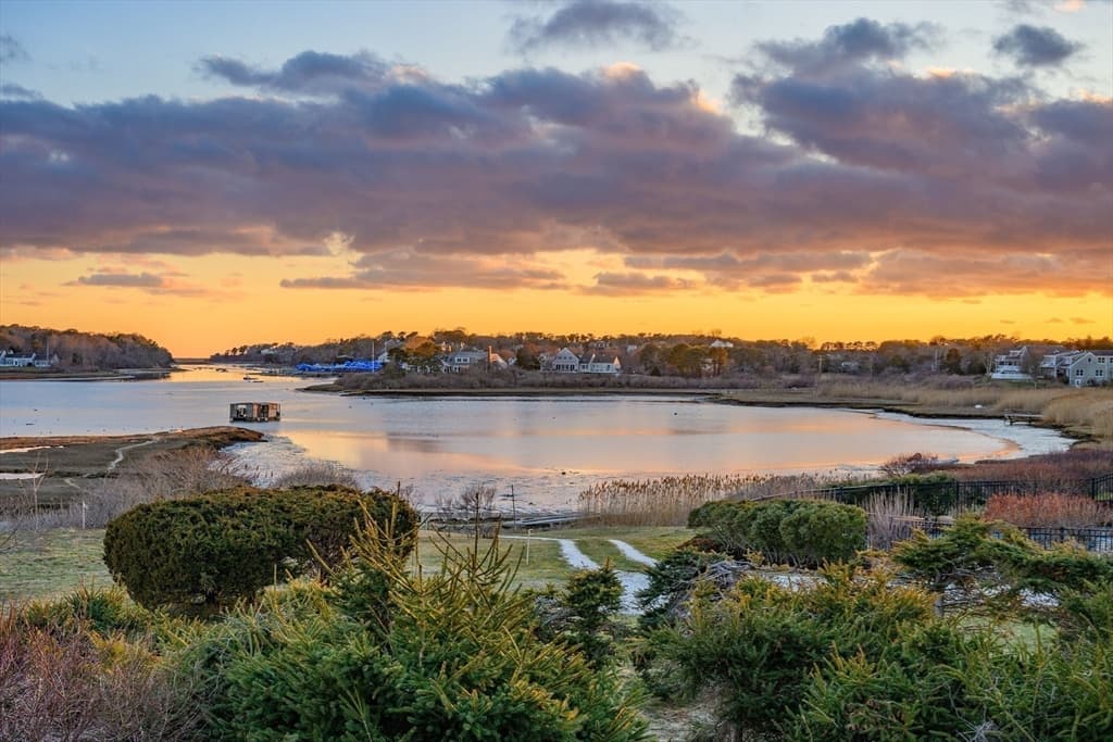 Single Family Residence at 99 Uncle Alberts Drive Ext, Chatham MA 02633, Chatham, photo 8 of 34