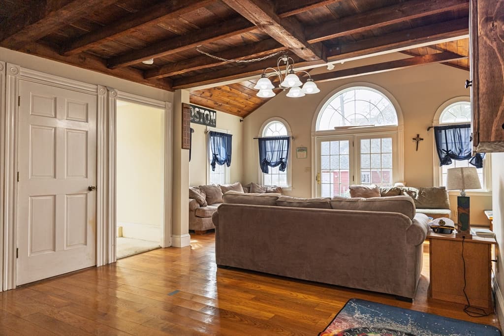 Single Family Residence at 166 Hull St, Hingham MA 02043, photo 5 of 25