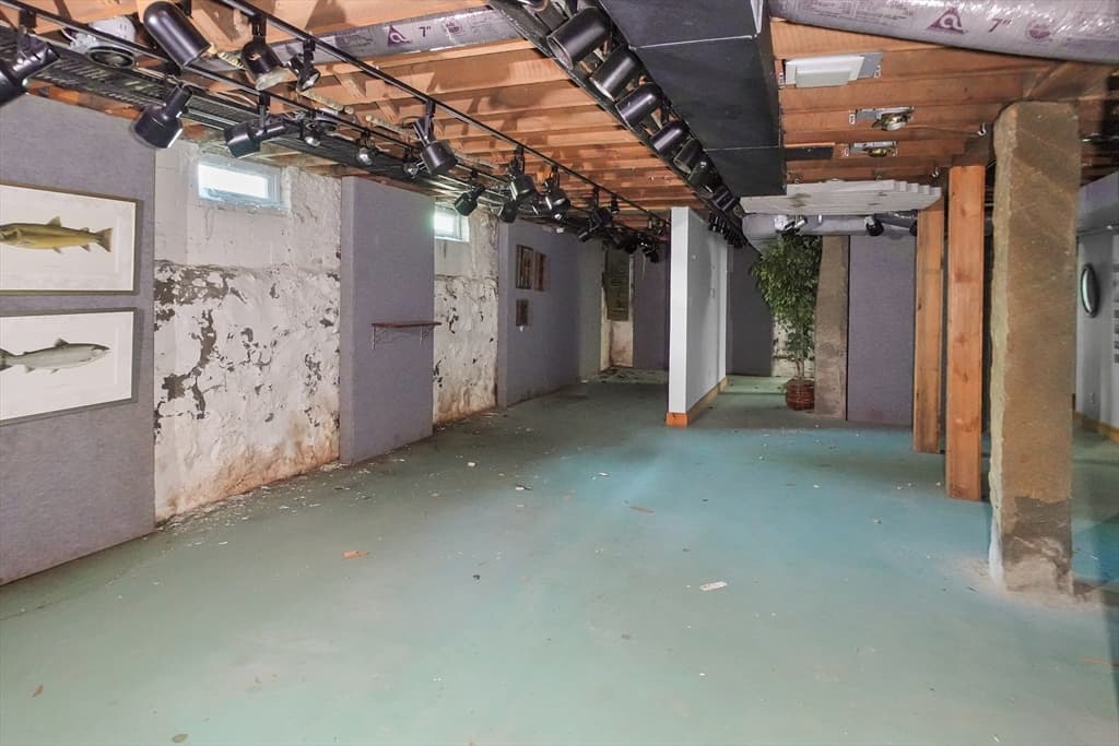 Commercial Sale at 45 Central St, West Boylston MA 01583, photo 11 of 14