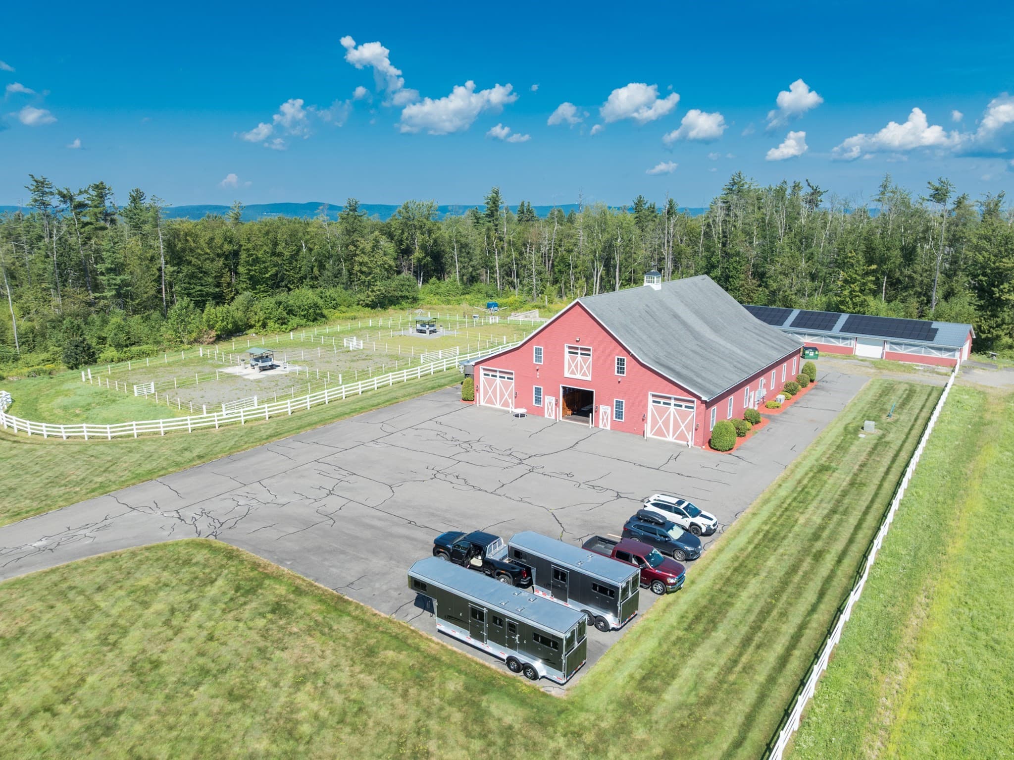 Equestrian at 31 North Road, Chesterfield MA 01012, photo 2 of 41