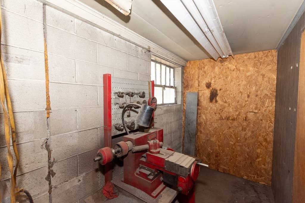 Business Opportunity at 150 Speen Street, Framingham MA 01701, photo 27 of 42
