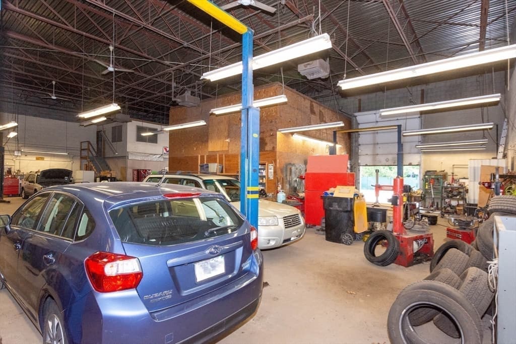 Business Opportunity at 150 Speen Street, Framingham MA 01701, photo 14 of 42
