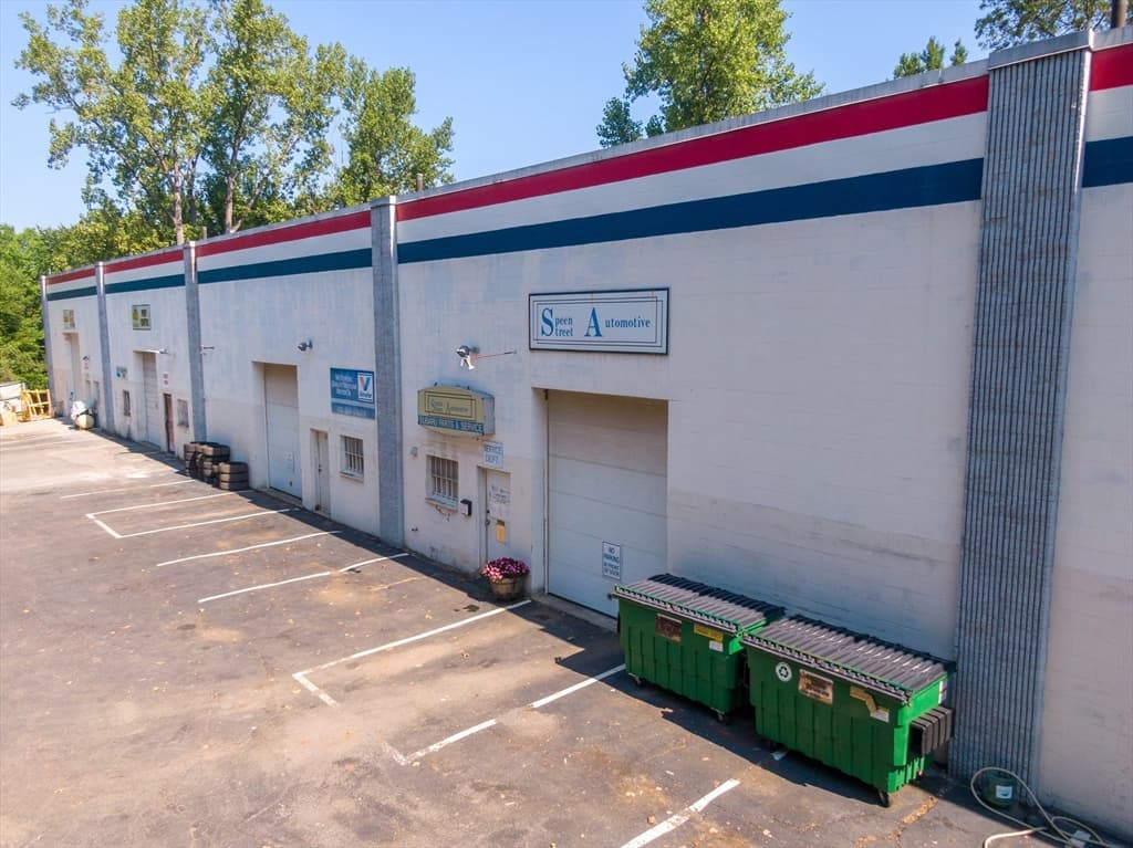 Business Opportunity at 150 Speen Street, Framingham MA 01701, photo 4 of 42