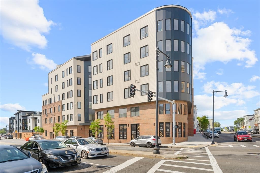 267 Old Colony Avenue # C2, Boston MA 02127 photo 2