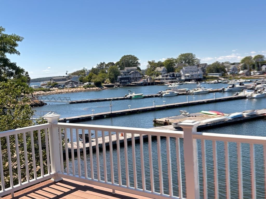 263 East Main Street, Gloucester MA 01930 photo 7