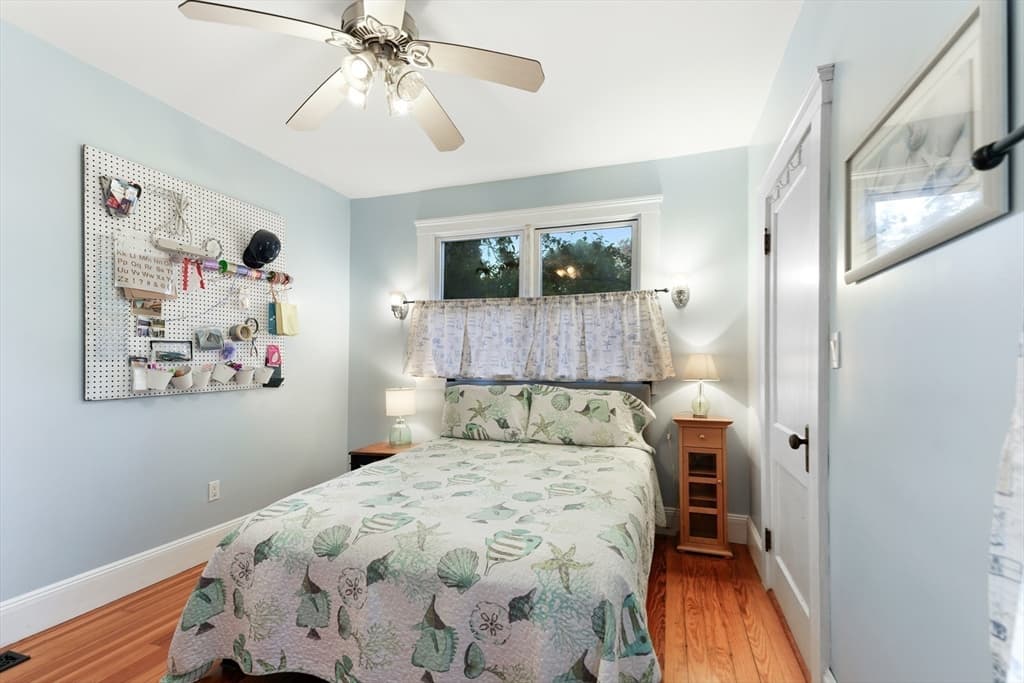 Single Family Residence at 58-60 Washington Street, Fairhaven MA 02719, photo 13 of 25