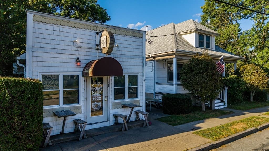 Single Family Residence at 58-60 Washington Street, Fairhaven MA 02719, photo 3 of 25