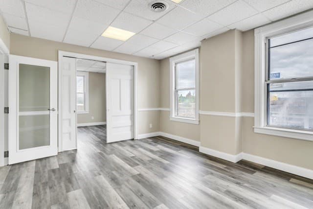 939 E Columbus Ave, Springfield MA 01105 photo 10