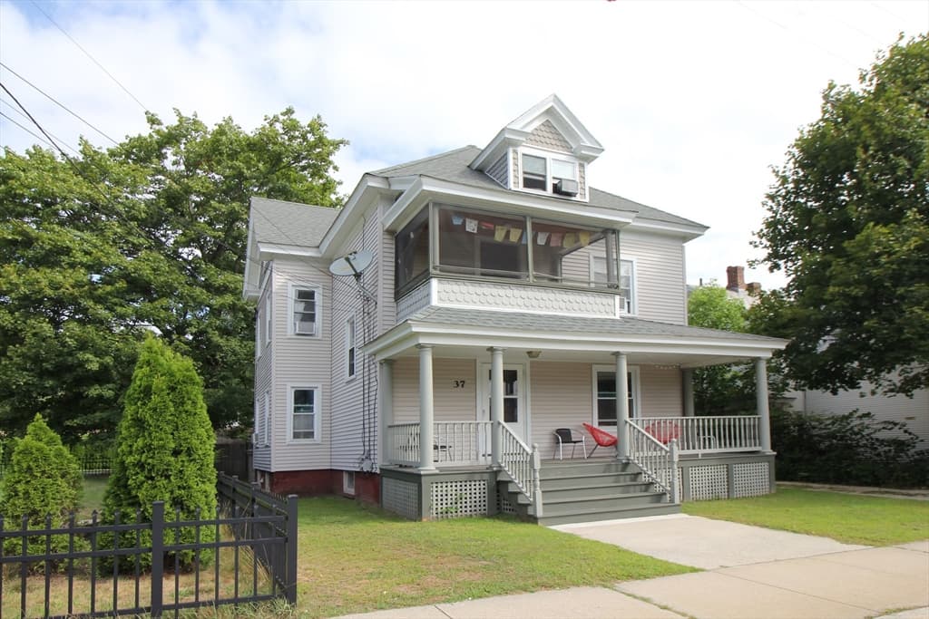 37 Finn Street, Northampton MA 01060