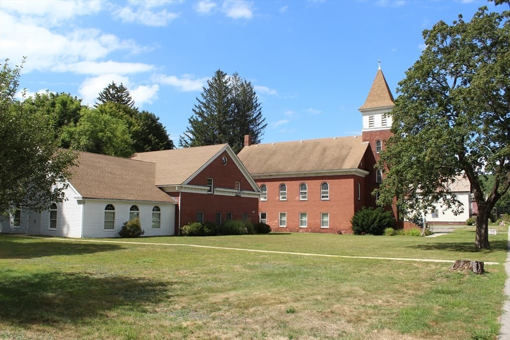62 Cheney St, Orange MA 01364