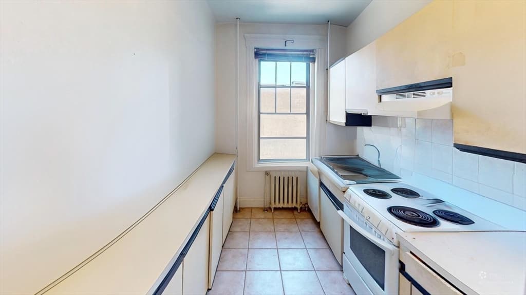 Condominium at 6 Sutherland Rd # 41, Boston MA 02135, photo 3 of 30