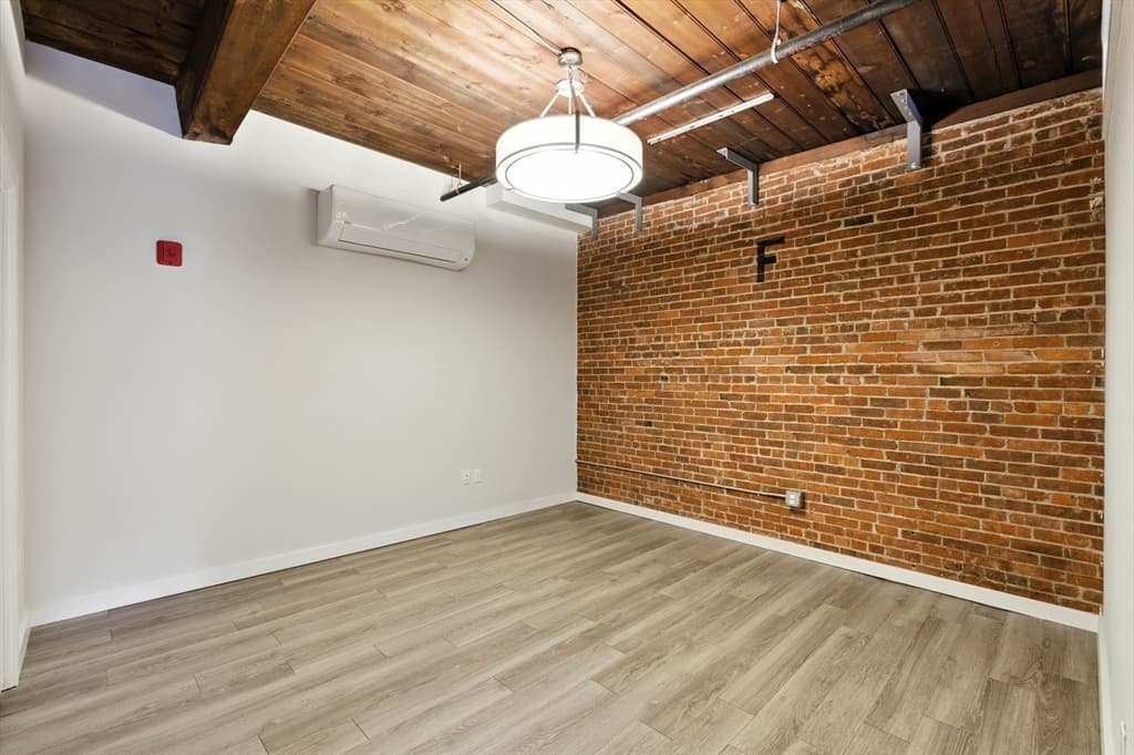 Condominium at 55 Sterling St # 306, Clinton MA 01510, photo 12 of 32