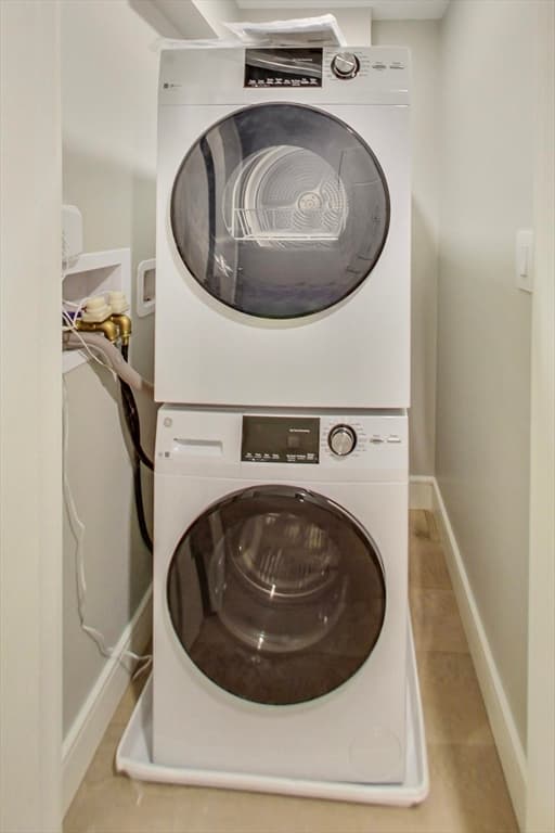Condominium at 14 N Bennet St # 2, Boston MA 02113, photo 10 of 11