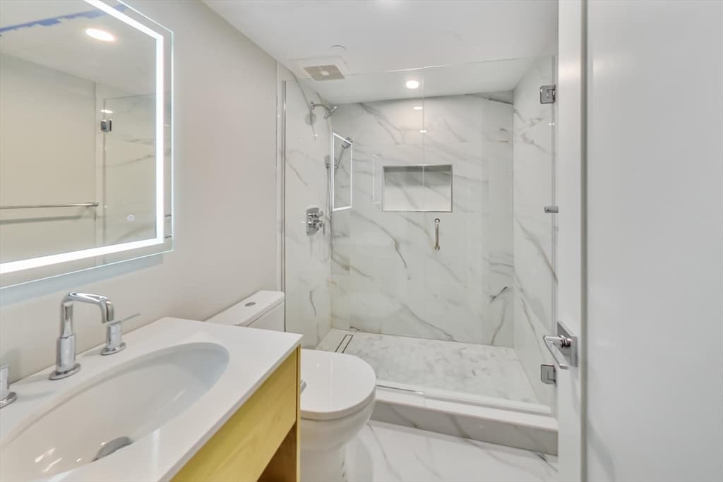 Condominium at 14 N Bennet St # 2, Boston MA 02113, photo 8 of 11