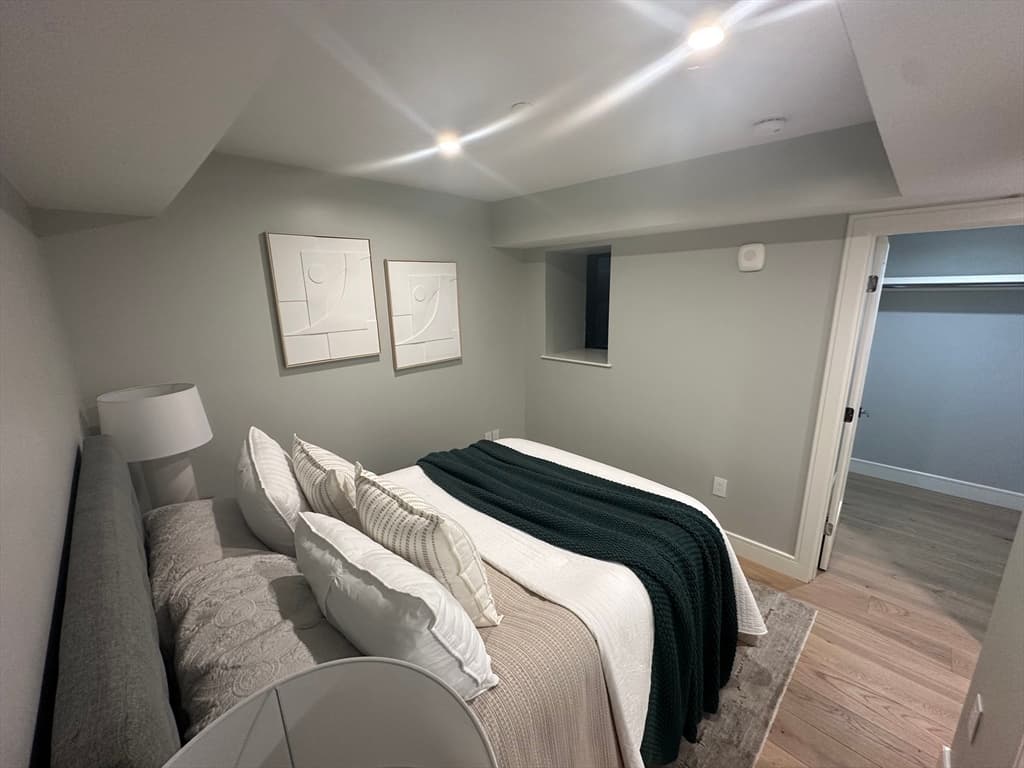 Condominium at 14 North Bennet Street # 1, Boston MA 02113, photo 17 of 20